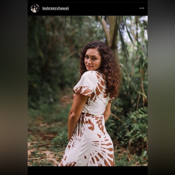 ❌❌❌. SOLD LPH ❌❌❌Lexbreezy Hawaii 🌺 Waimea Wrap Dress NWT - Picture 5 of 14